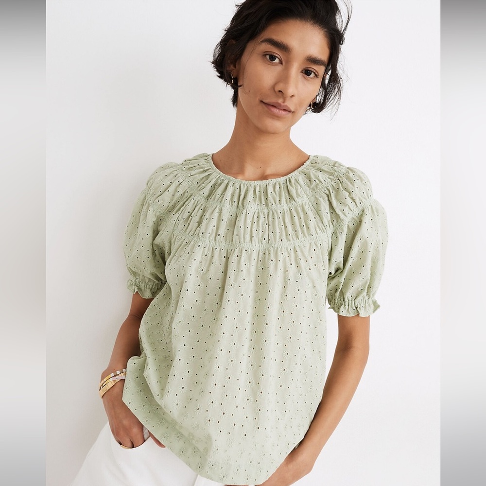 Madewell Daisy Embroidered Puff-Sleeve Top